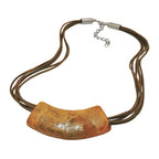Kæde, 54x19 mm, vedhæng, rør, flad, buet, okker-lys brun-marmoreret, blank, plastik, 45 cm