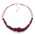 Halskæde 21 mm honningkage-perle bordeaux-mørkerød snor 45 cm