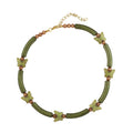 Halskæde 16mm Butterfly tube perle Plastik Oliv-Silky Skinnende 40cm