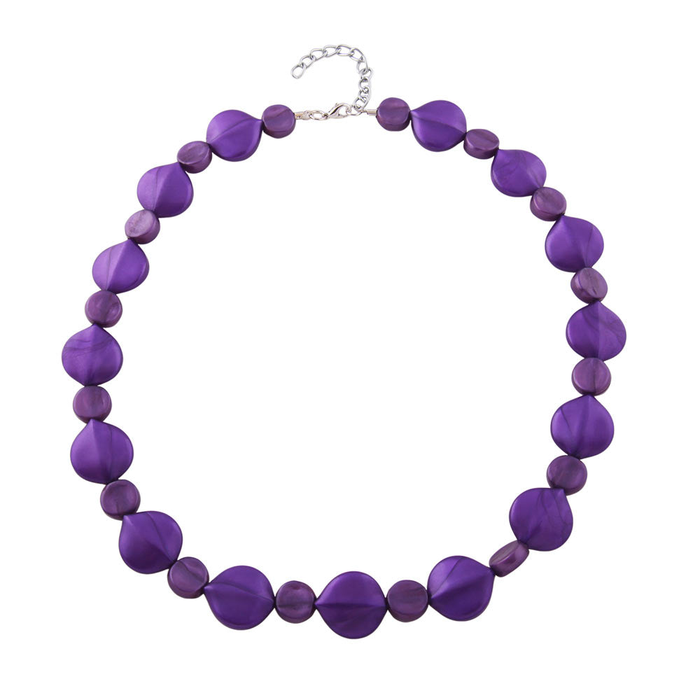 Halskæde 20x18mm bladperle plastik lilla-silkeagtig 50cm