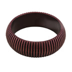 Armbånd 85x26mm bordeaux rillet plast