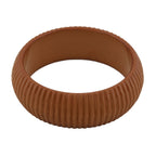 Armbånd 85x26 mm lysebrun rillestruktur i plast