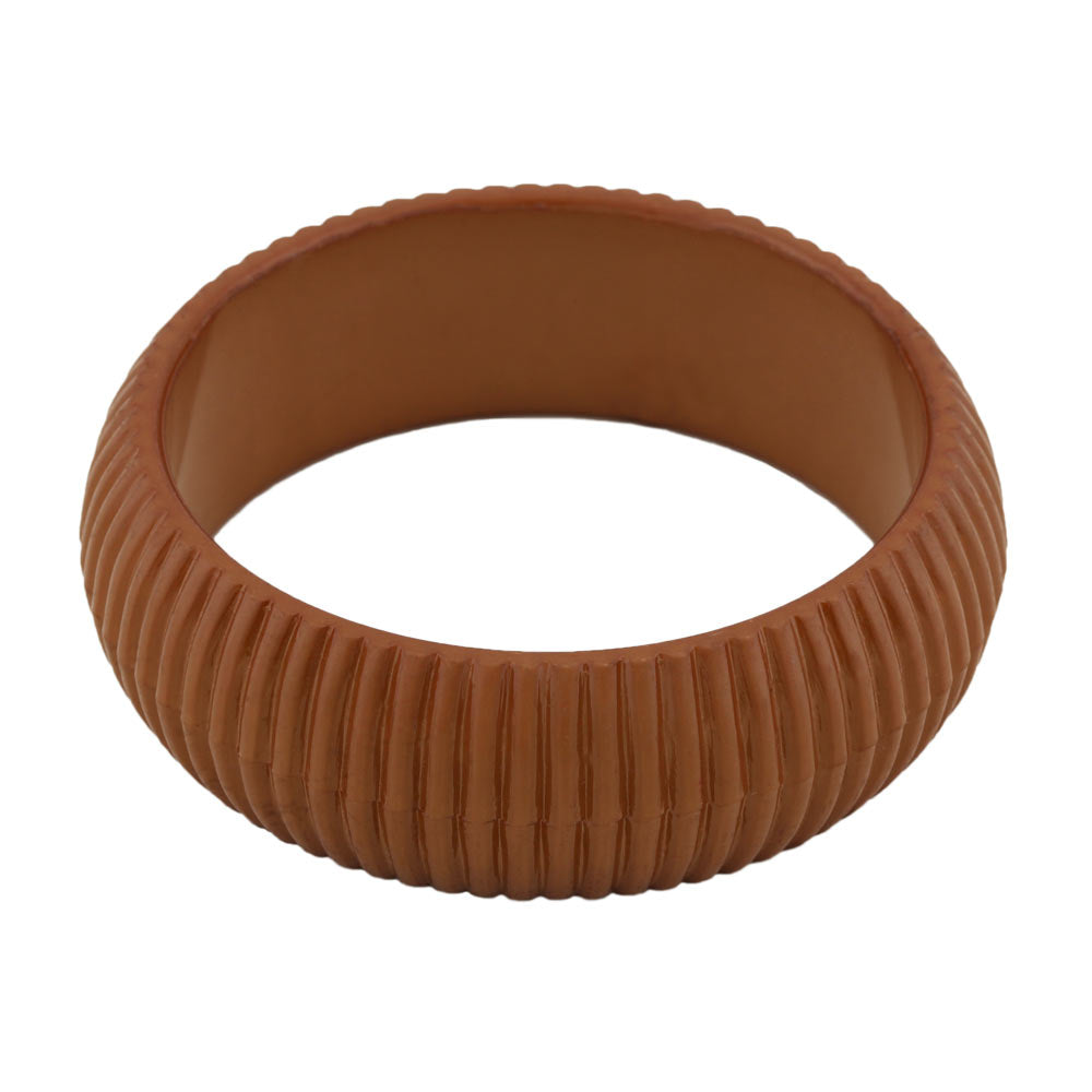Armbånd 85x26 mm lysebrun rillestruktur i plast