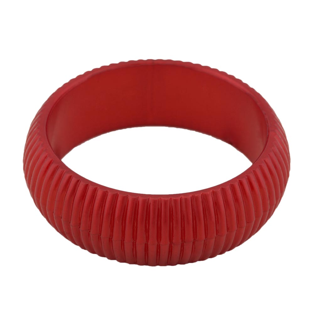 Armbånd 85x26 mm rød-silkeagtig rillestruktur plastik