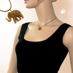 Kæde 23x17x9mm Elephant mini plastik lysebrun skinnende snor brun 40 cm