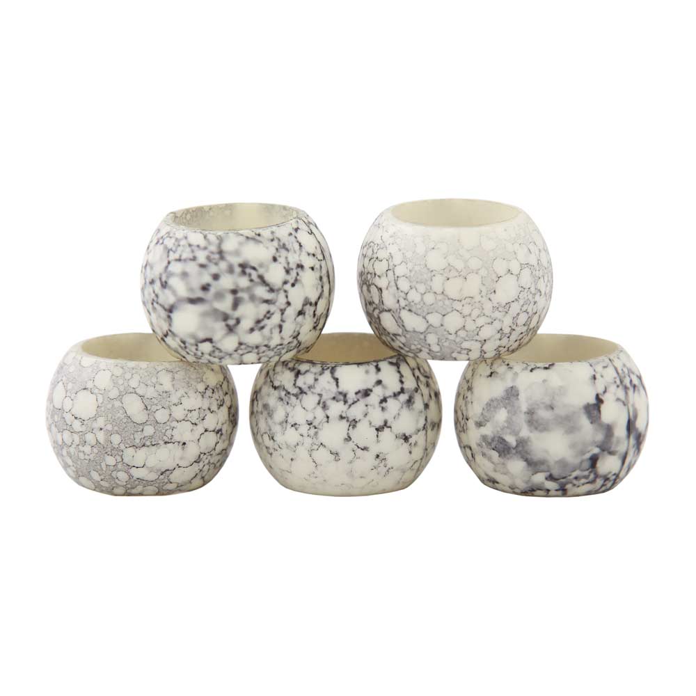 Sæt af 5 stofringe 22x15 mm plastik beige/grå med mønster