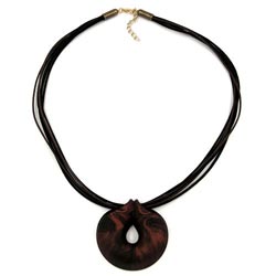 Kæde 52 mm plastikvedhæng amulet brun marmor metallisk snor brun og sort 55 cm