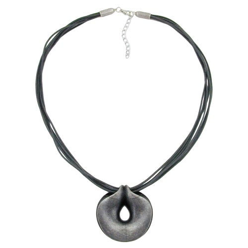 Kæde 52mm plastikvedhæng Amulet Antik Sølvsnor Grå 55cm
