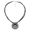 Kæde 52mm plastikvedhæng Amulet Antik Sølvsnor Grå 55cm