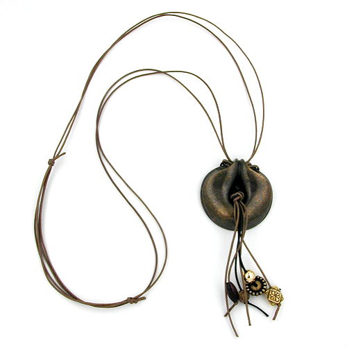 Kæde 52mm vedhæng Amulet Plastik Antik Messingsnor Brun 100cm