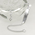 Skjoldarmbånd til børn 2 mm kantkæde graveret plade 23x5 mm mat diamant sølv 925 14 cm