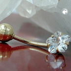 Navlepiercing Banan 17x6mm Flower Cubic Zirconia 14Kt GULD
