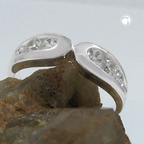 Sølvring med 6 zirkonia i X-design