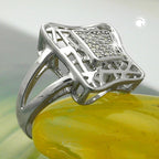 Ring 16mm med mange zirkonier skinnende rhodiumbelagt sølv 925