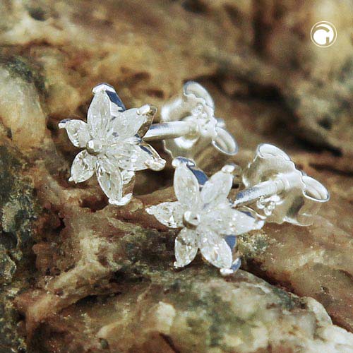 Ørestikker 8mm Blomst eller Stjerne Cubic Zirconia Sølv 925
